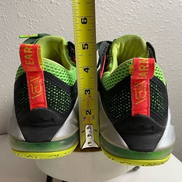 Nike LRJ 23 Earned Low Remix Basketball Shoes Size 8 - Picture 6 of 8